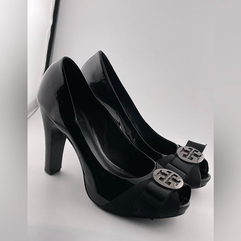 Tory Burch Shoes Black With Gray Accessories Size 8M